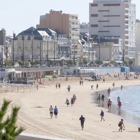 Mezzanine Confortable Aux Sables-d'olonne - Proche Et Marche Arago - Fr-1-92-835 *