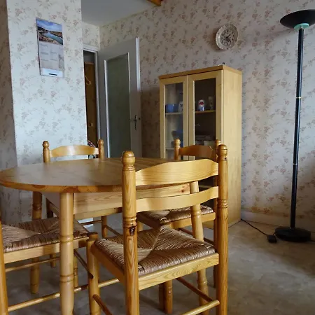 Apartment Mezzanine Confortable Aux Sables-d'olonne - Proche Et Marche Arago - Fr-1-92-835 Les Sables-d'Olonne