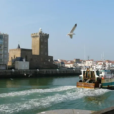 Daire Mezzanine Confortable Aux Sables-d'olonne - Proche Et Marche Arago - Fr-1-92-835 Les Sables-dʼOlonne